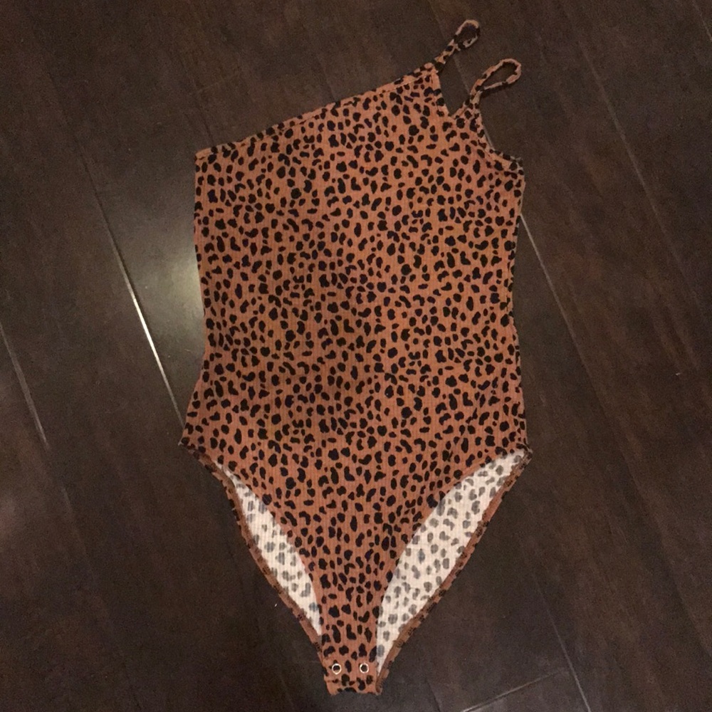 Forever 21 one should cheetah print size M